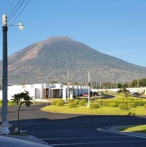 Meet your Posher, Jose